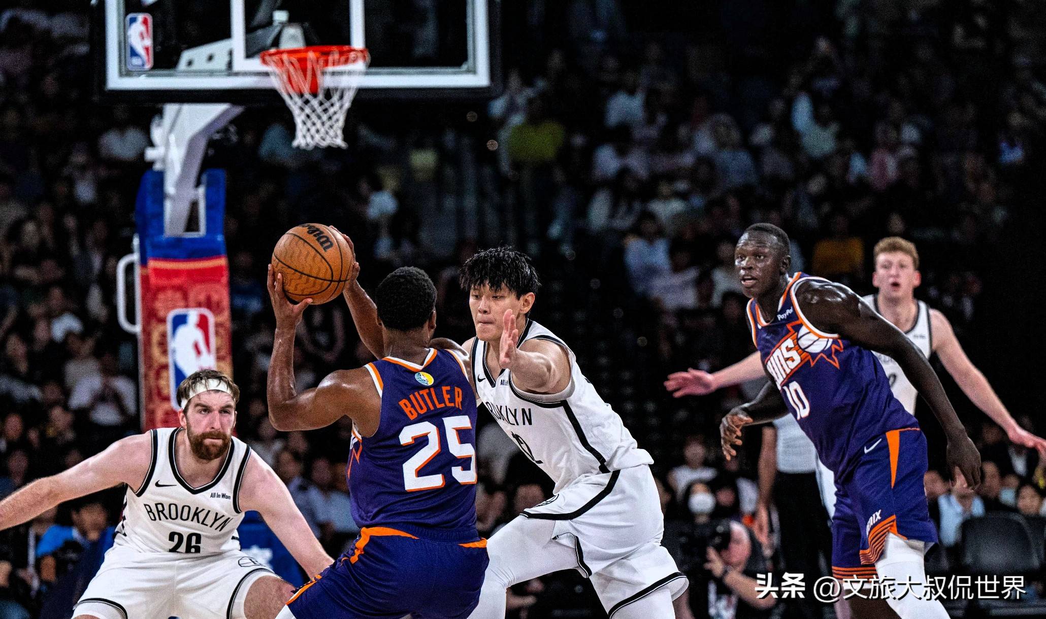 篮网逆转爵士,布克扛起全队 篮网逆转爵士,布克扛起全队