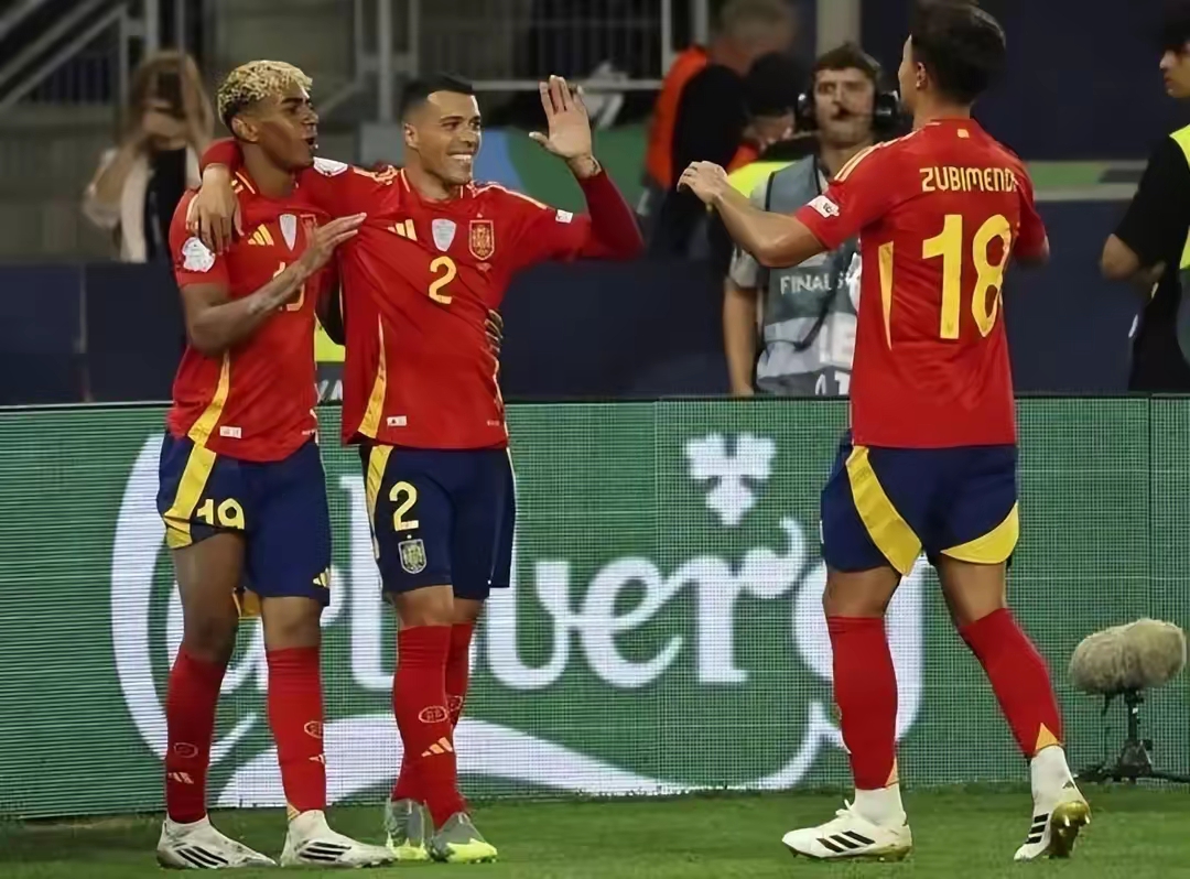 国际米兰翻盘葡萄牙,蒂亚戈扛起全队 国际米兰翻盘葡萄牙,蒂亚戈扛起全队