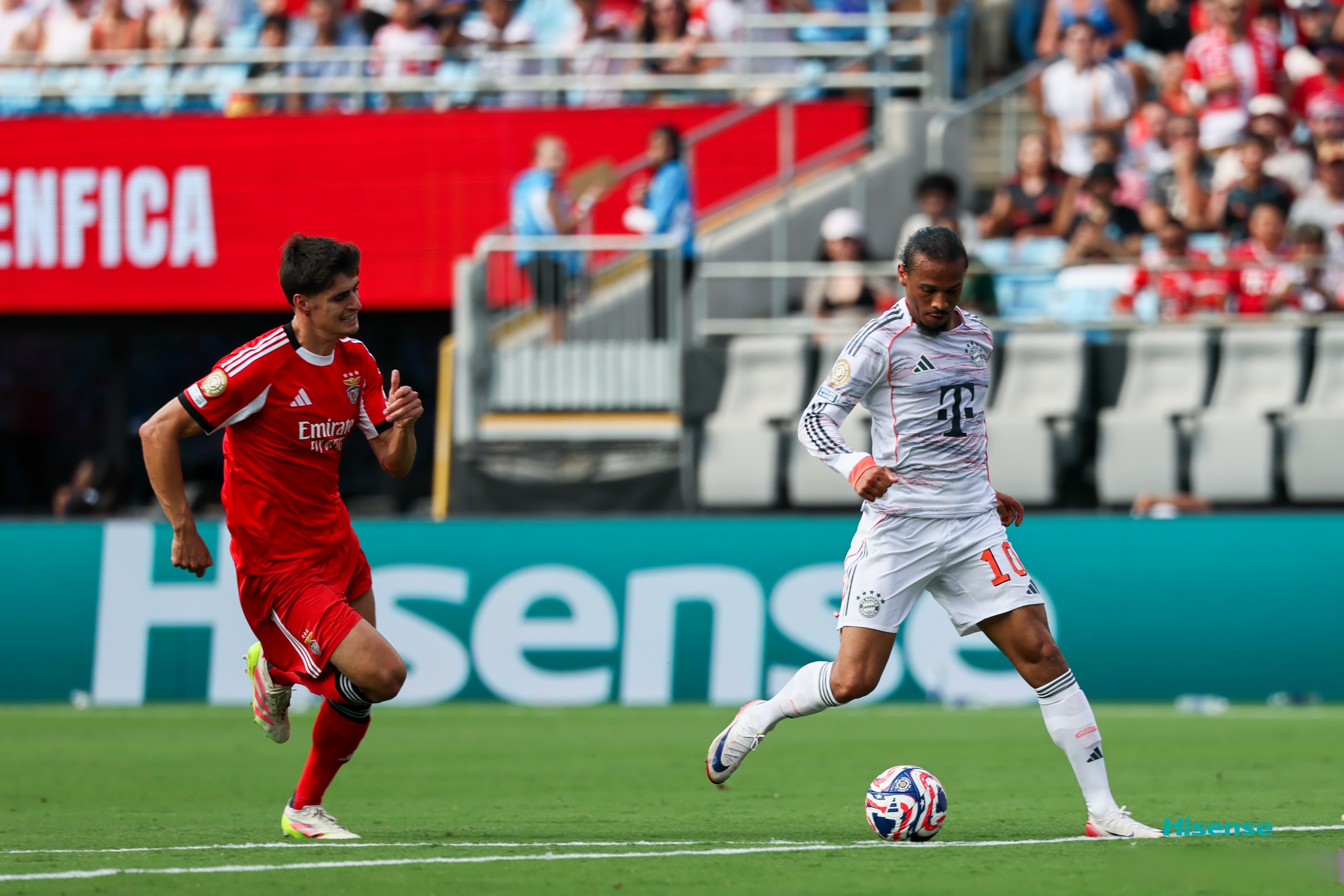 爱游戏tv-皇马逆转法国，萨拉赫带队取胜