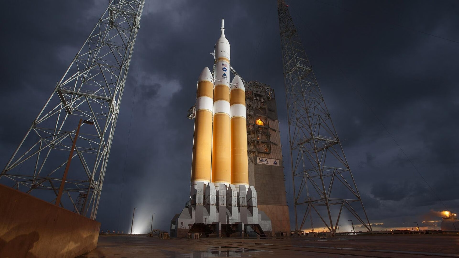 绝境中的光辉，库尔图瓦一扑定乾坤，法国险胜波兰晋级