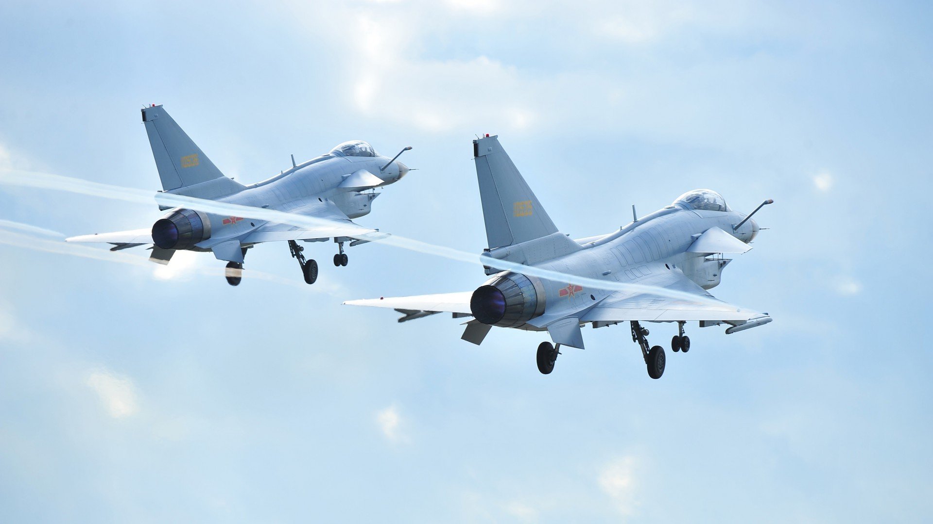 爱游戏娱乐-跨界英雄，篮球之魂点燃英超争冠之夜