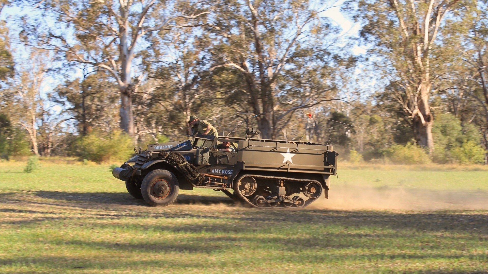 时空裂隙下的双冠王，当奥斯梅恩用篮球法则改写足球历史